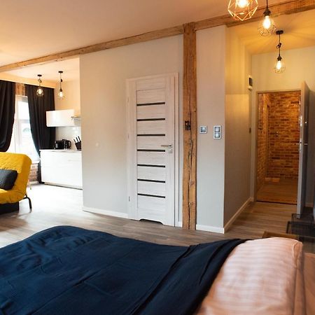 Apartament Antresola Fabryczna Zielona Góra Exteriör bild